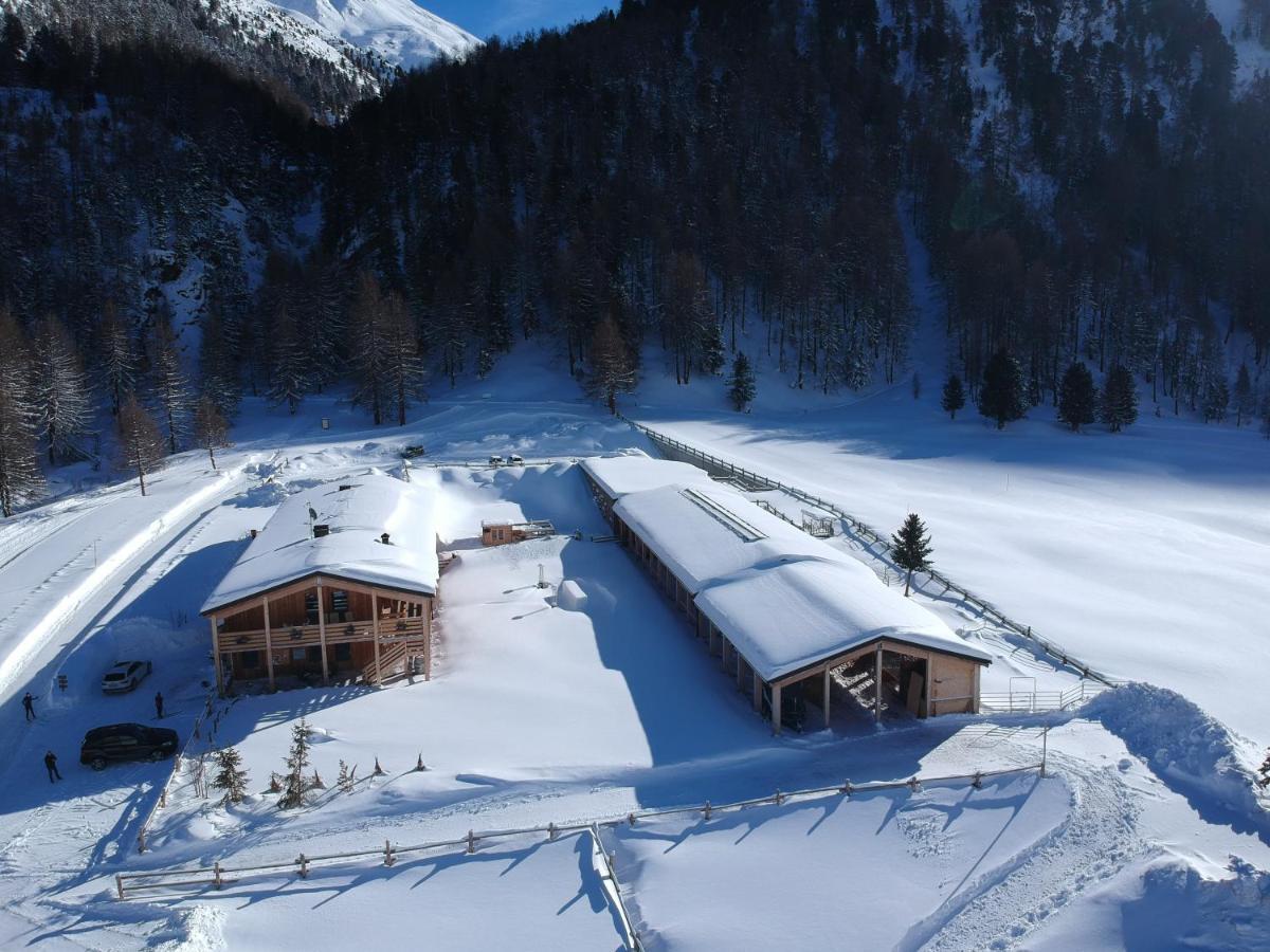 La Tresenda Hotel And Mountain Farm Лівіньо Екстер'єр фото